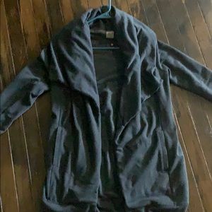 Carrie Underwood CALIA brand cardigan